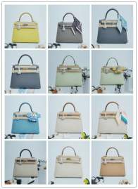 Picture of Hermes Handbags _SKUfw241228020fw